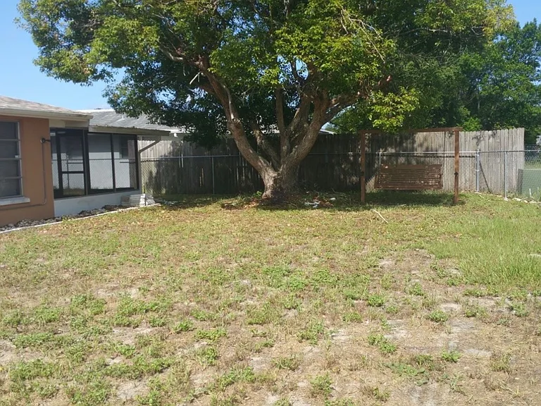 7827 Monarda Dr — Photo 12