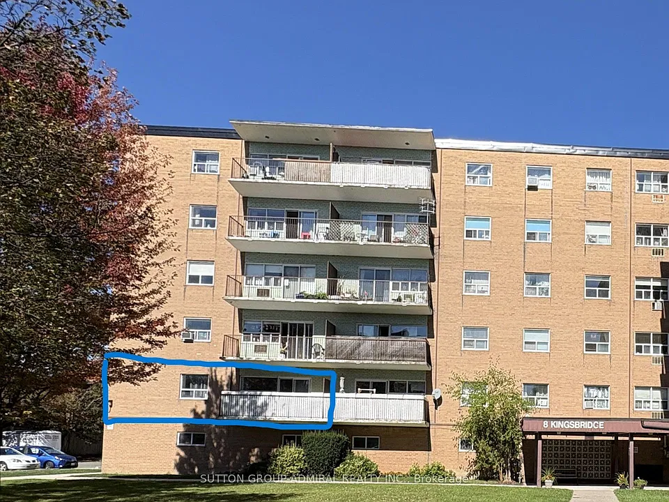 8 Kingsbridge Ct #108