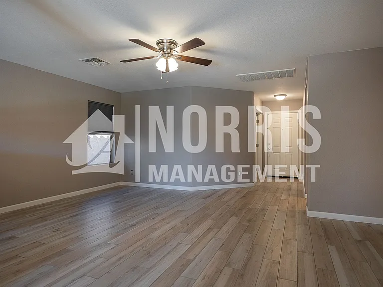577 W Judi St — Photo 8
