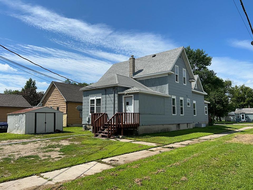 1st image of 230 11th St N