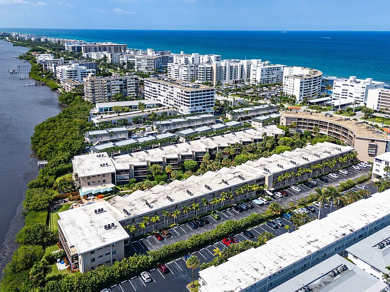 3605 S Ocean Blvd — Photo 39