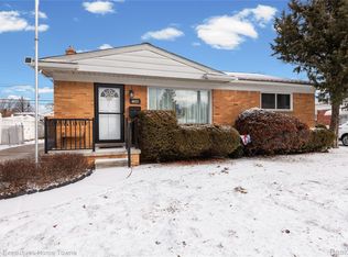 4611 E Thirteen Mile Rd, Warren, MI 48092