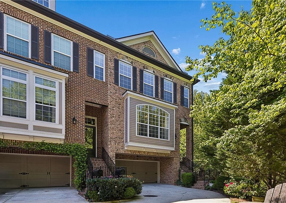 1st image of 2690 Rivers Edge Dr NE