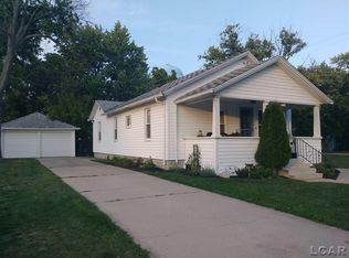 1043 Chestnut St, Adrian, MI 49221