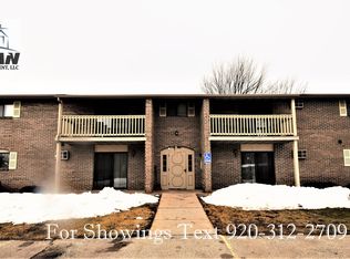 2124 Henry St #12, Neenah, WI 54956