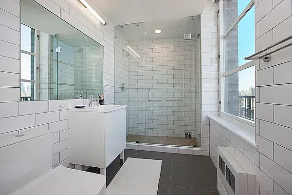 Rented by REAL New York | media 9