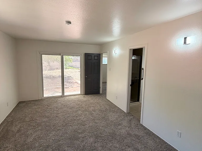 10300 Stovall Pl NE — Photo 18