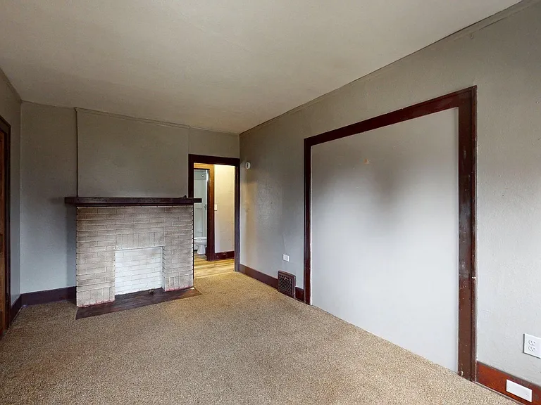 236 Watson St — Photo 15
