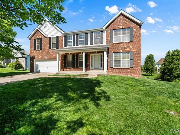 1117 Landing Place Dr, Lake Saint Louis, MO 63367