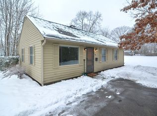 62 Rayburn Rd, Stoughton, MA 02072