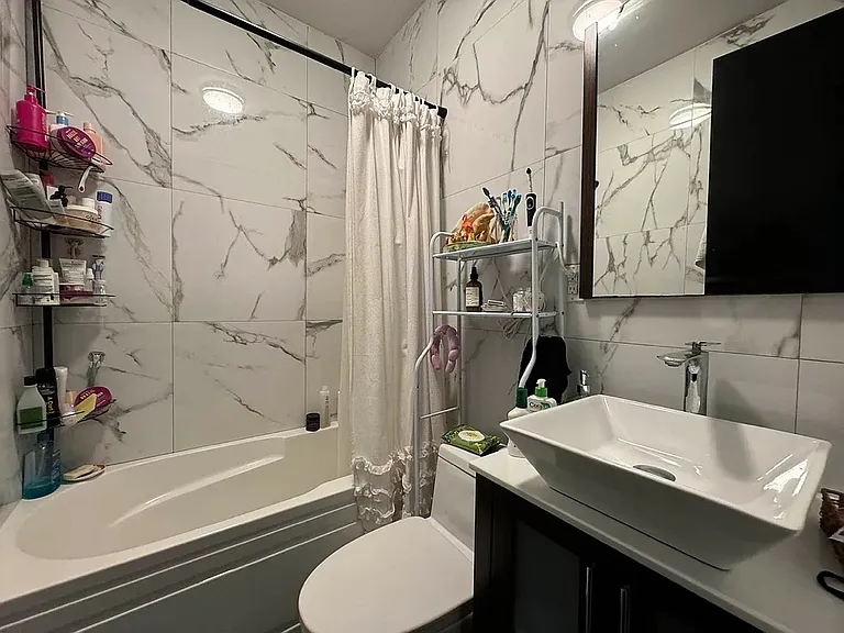 760 Putnam Ave #1 — Photo 12