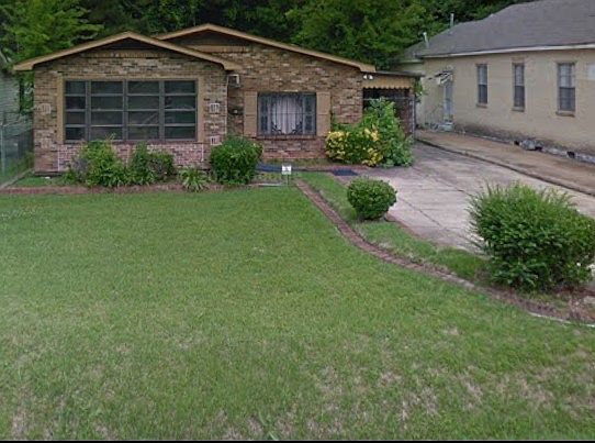 1st image of 2835 Comfort St