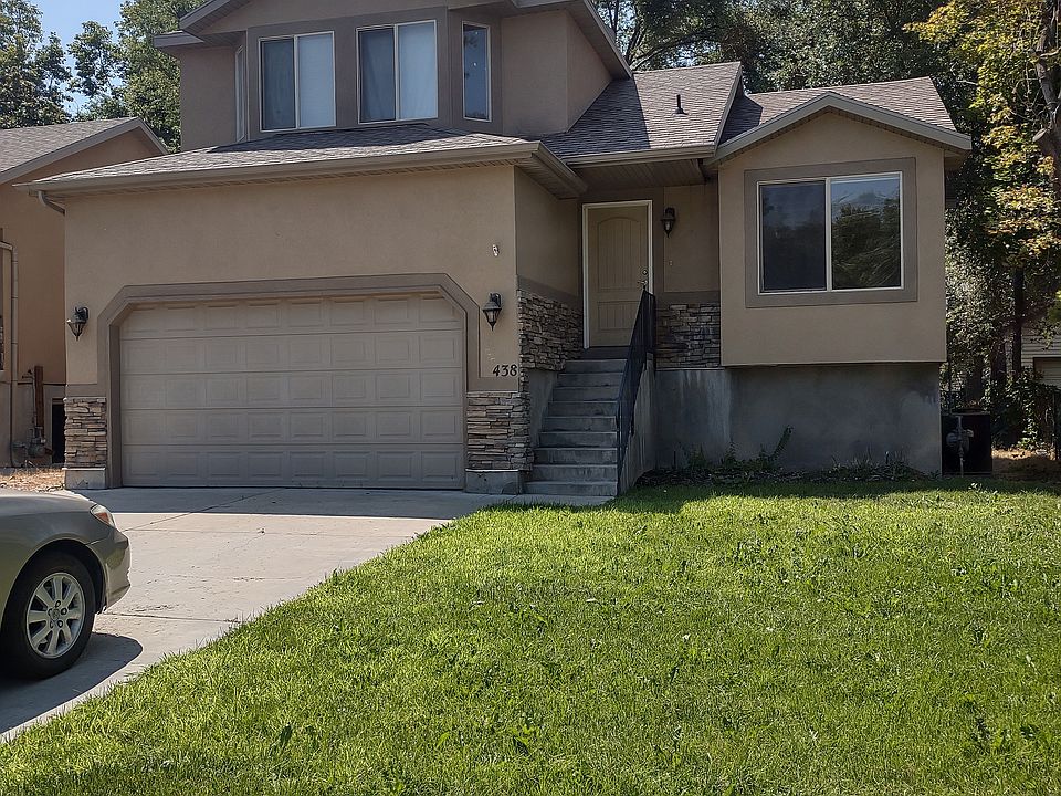 1st image of 438 E Stanley Ave