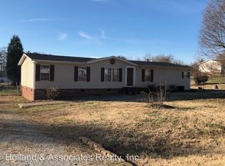 120 Chanda Ln, Madison, NC 27025