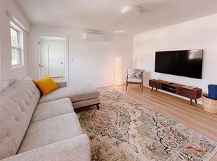 3051 NW 14th St #1, Miami, FL 33125