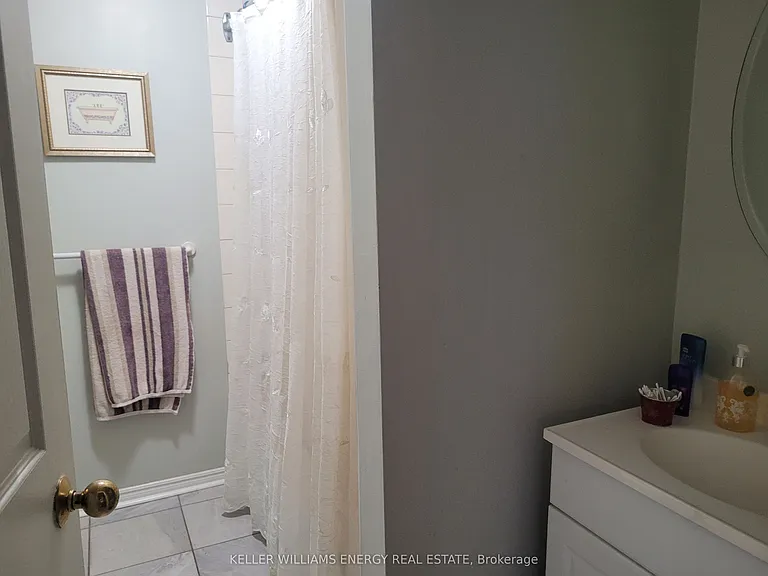 576 Mary St E #207 — Photo 6