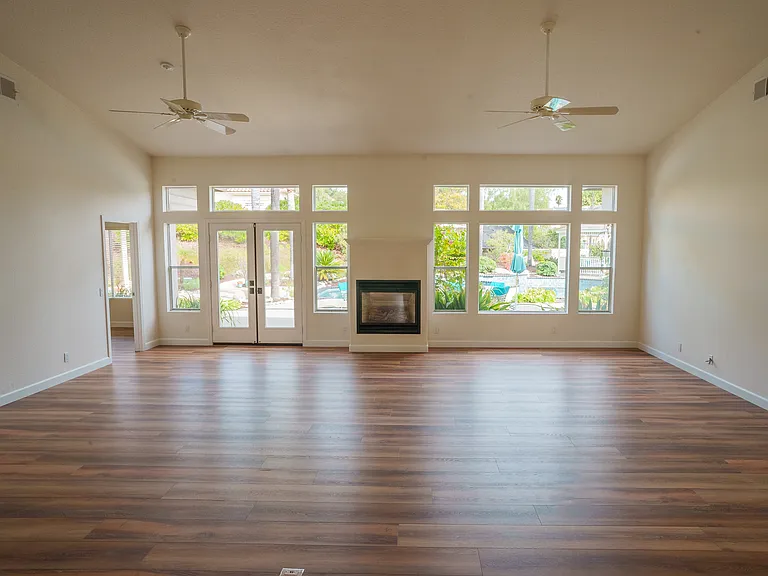 16880 Saint James Dr — Photo 6