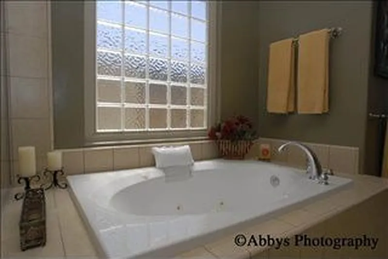 Thumbnail 12