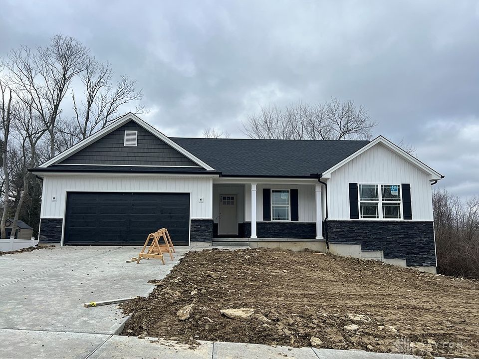 2nd image of 827 E Panjab Ct