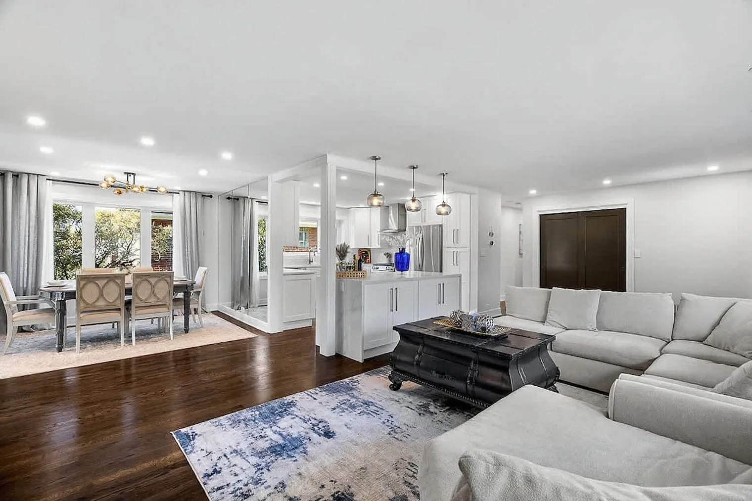 3 bed, 2.0 bath, 2992 sqft, $10,272 — Photo 4