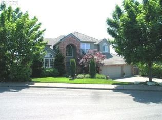 10962 NW Lucerne Ct, Portland, OR 97229