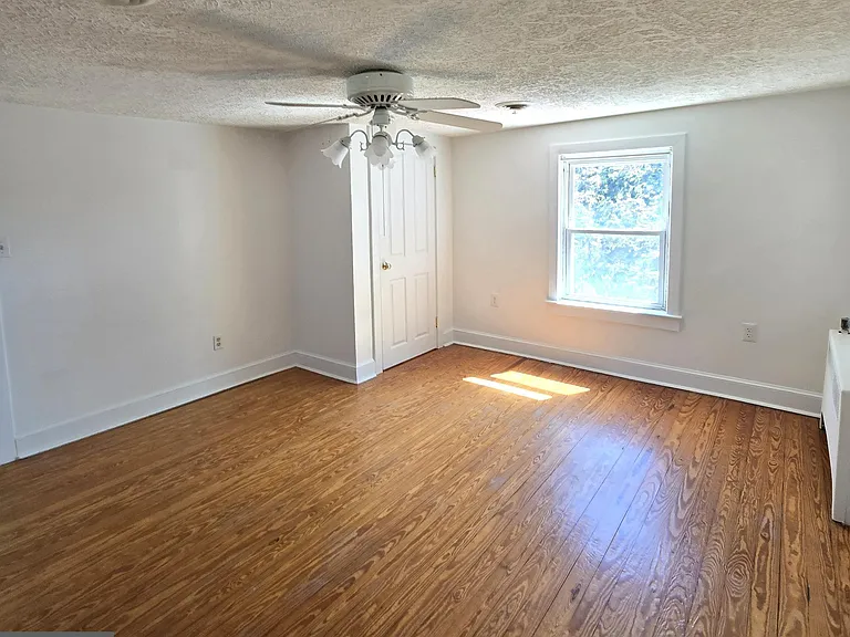 8293 Leetown Rd — Photo 31