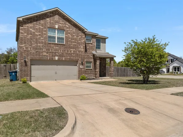 701 Oak Creek Dr, Hutchins, TX 75141