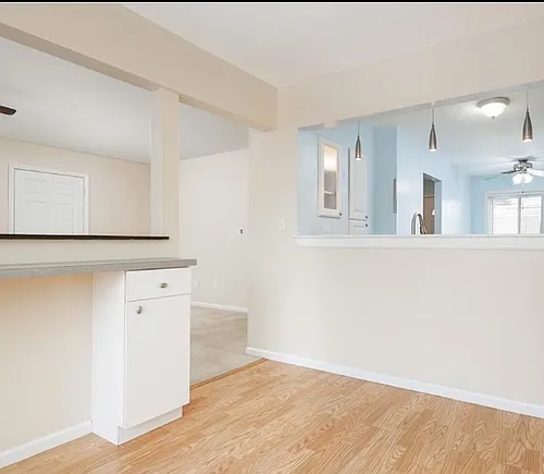 2 Lake Ave #7B Photo 1