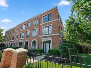 650 Lasalle Pl, Highland Park, IL 60035
