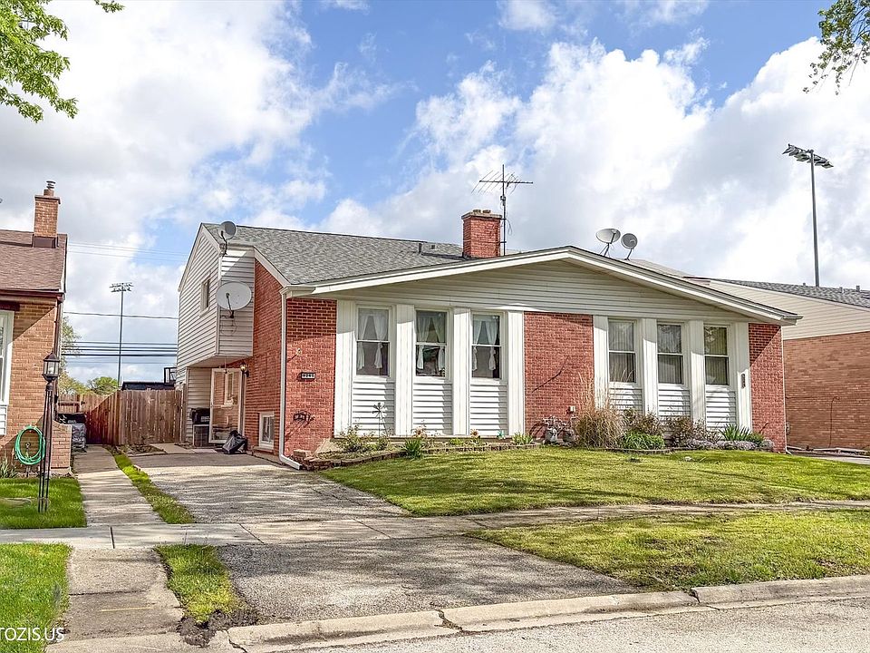 1st image of 9268 Barberry Ln #0