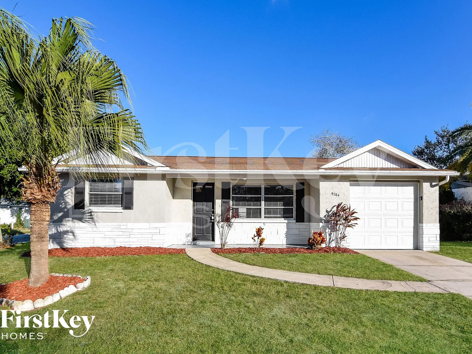 3 bed, 2.0 bath, 1344 sqft, $2,060 — Photo 1