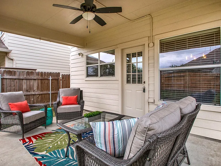 19103 Bressingham Dr — Photo 36