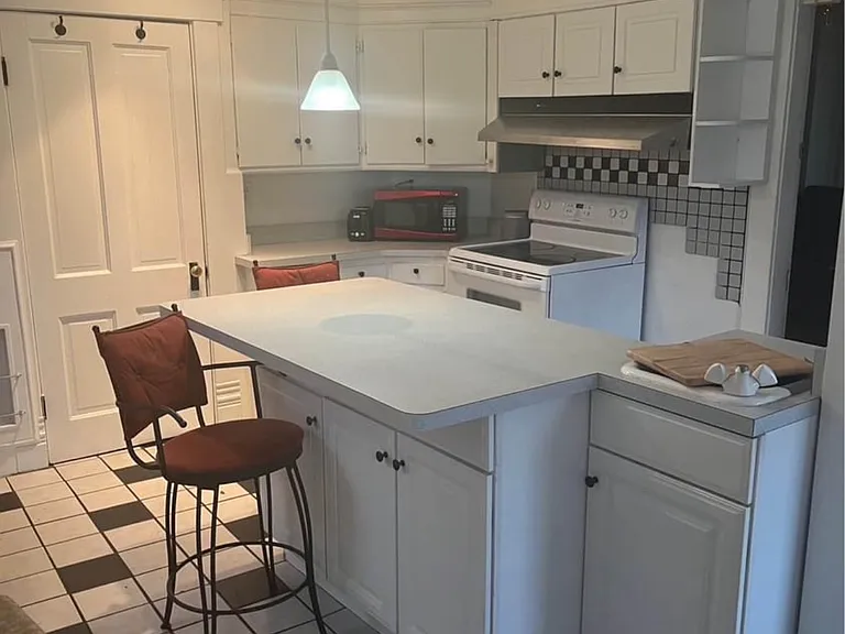 386 E Northwood Ave — Photo 35