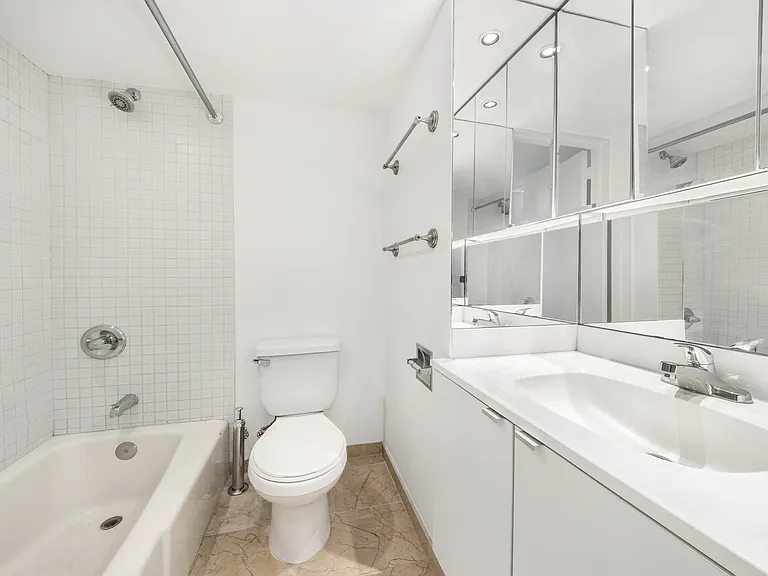 24 W 46th St #3 — Photo 11