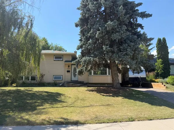 6407 E Lombardy Cres SW, Calgary, AB T3E 5R3