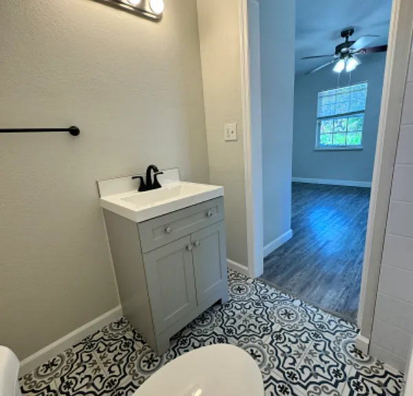 260 20th Ave S #1 — Photo 14