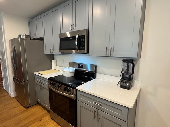 4028 Macarthur Ave #9