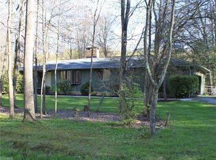 5116 Winchell Rd, Mantua, OH 44255