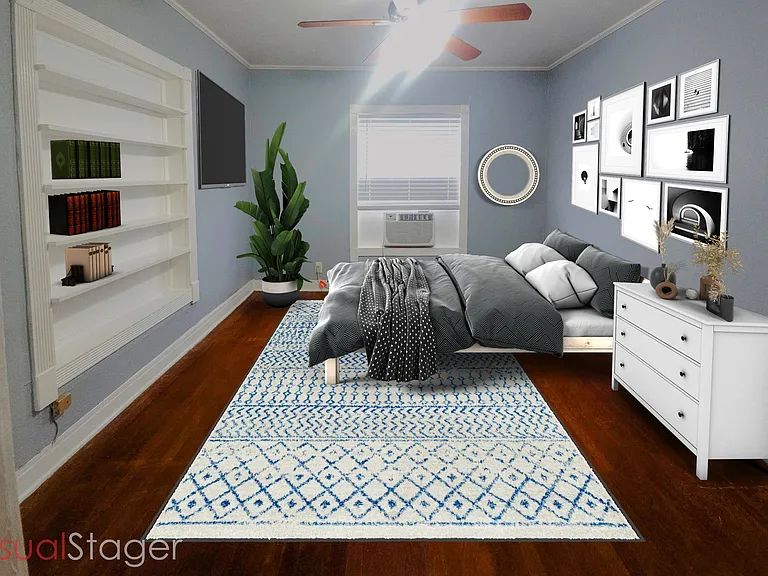 1904 W Main St #4 — Photo 1