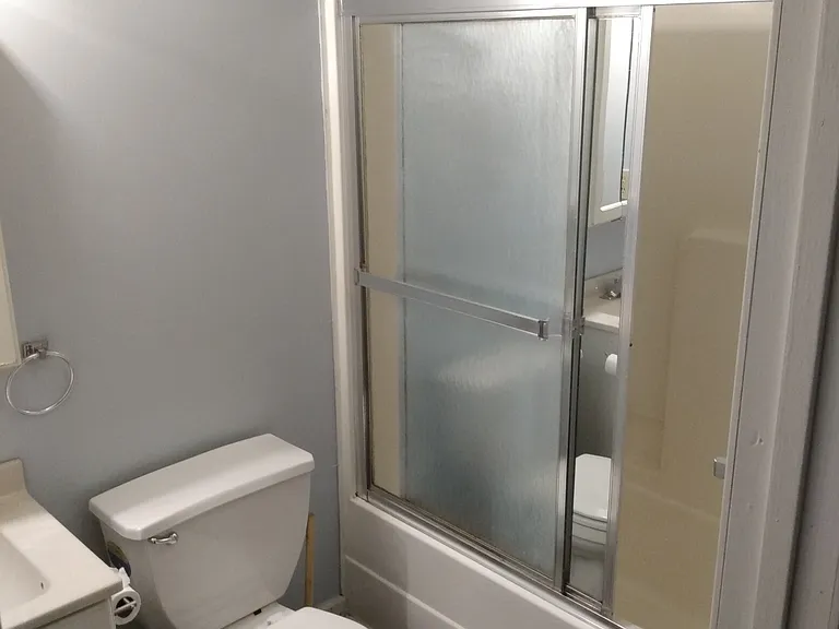 849 W Kansas St — Photo 16