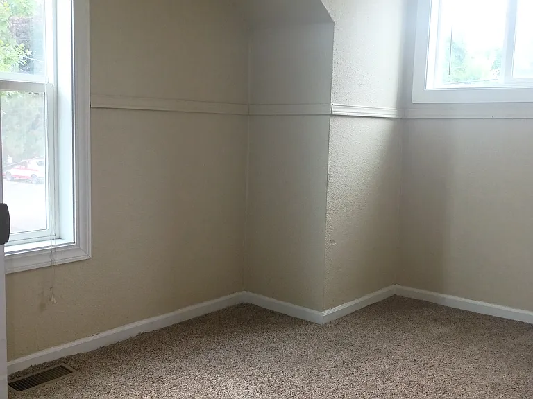 2022 Filbert St — Photo 19