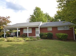 801 Sherwood Rd, Asheboro, NC 27205