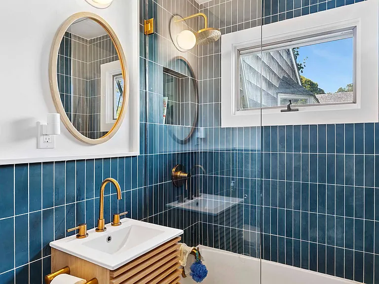 109 Adams Dr — Photo 12