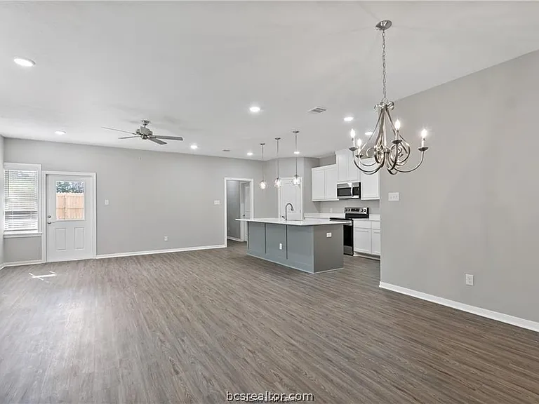 2509 Shady Route Ln — Photo 5