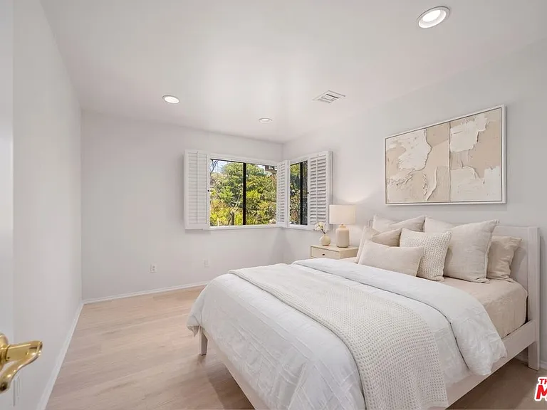 1844 Michael Ln — Photo 22
