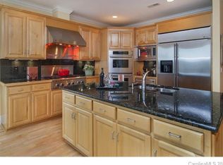 1826 Verdict Ridge Dr, Denver, NC 28037