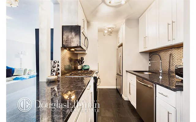 Sold by Douglas Elliman | media 8