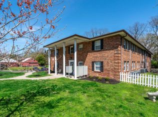 811 Howard Ave APT 20W, Jeffersonville, IN 47130