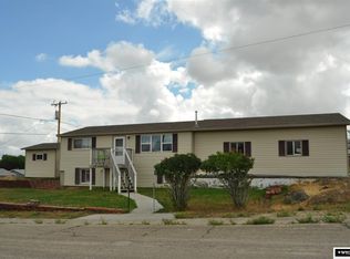 615 Monroe St, Rawlins, WY 82301