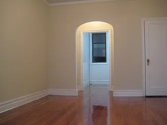 Rented by Robyn Lee, LREB